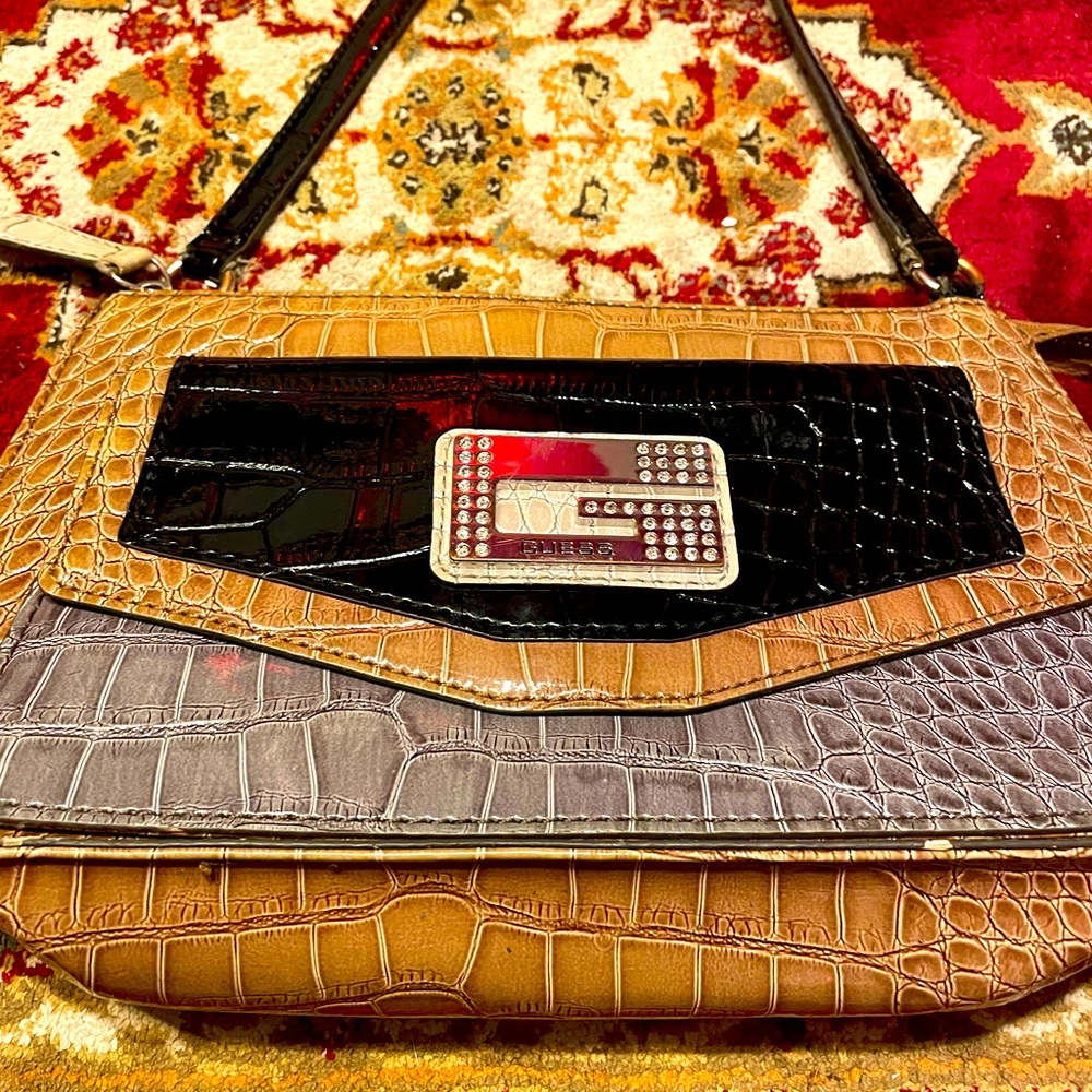 Guess purse